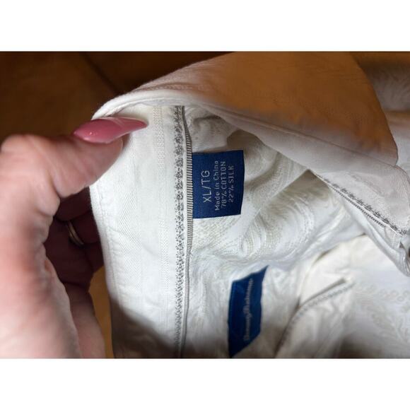 Tommy Bahama mens XL button down shirt white button down in great condition - Picture 5 of 8